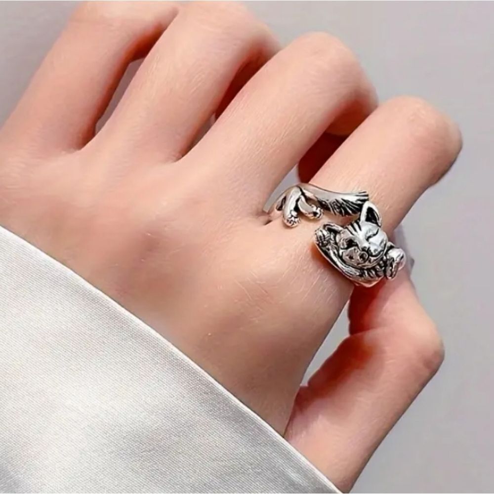 Adults Vintage unique kitty totem finger ring